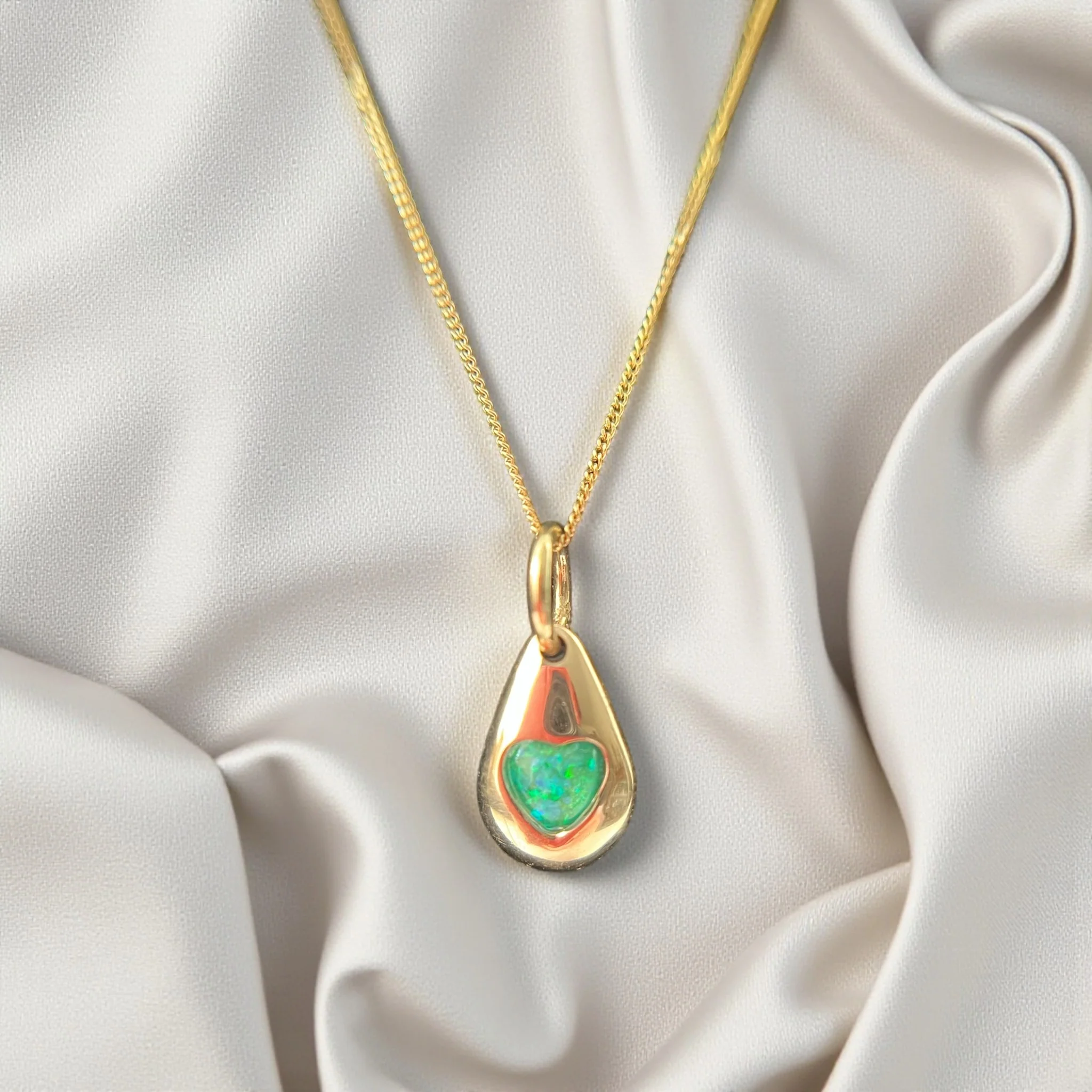 9ct gold 3D Pebble Pendant **MADE TO ORDER**