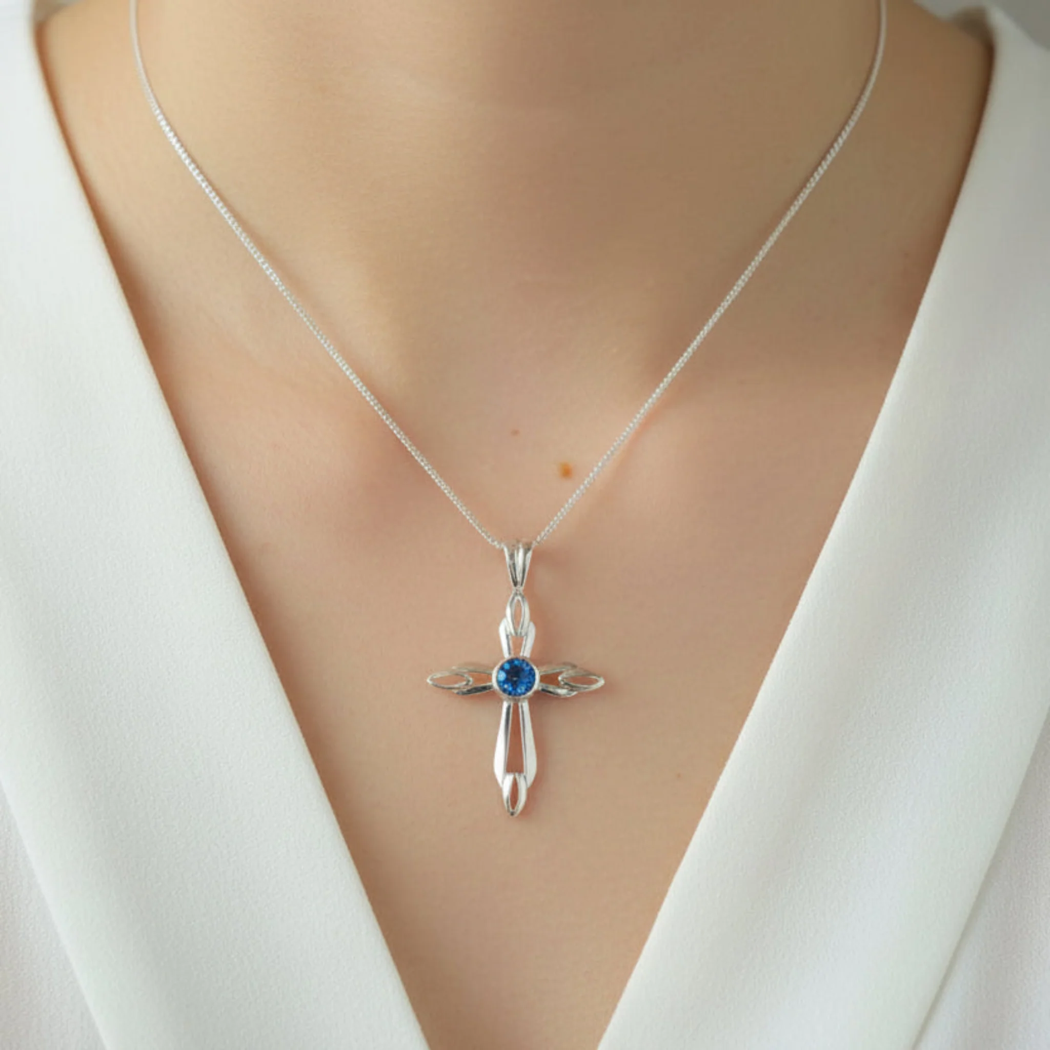 Errai Pendant - Image 4