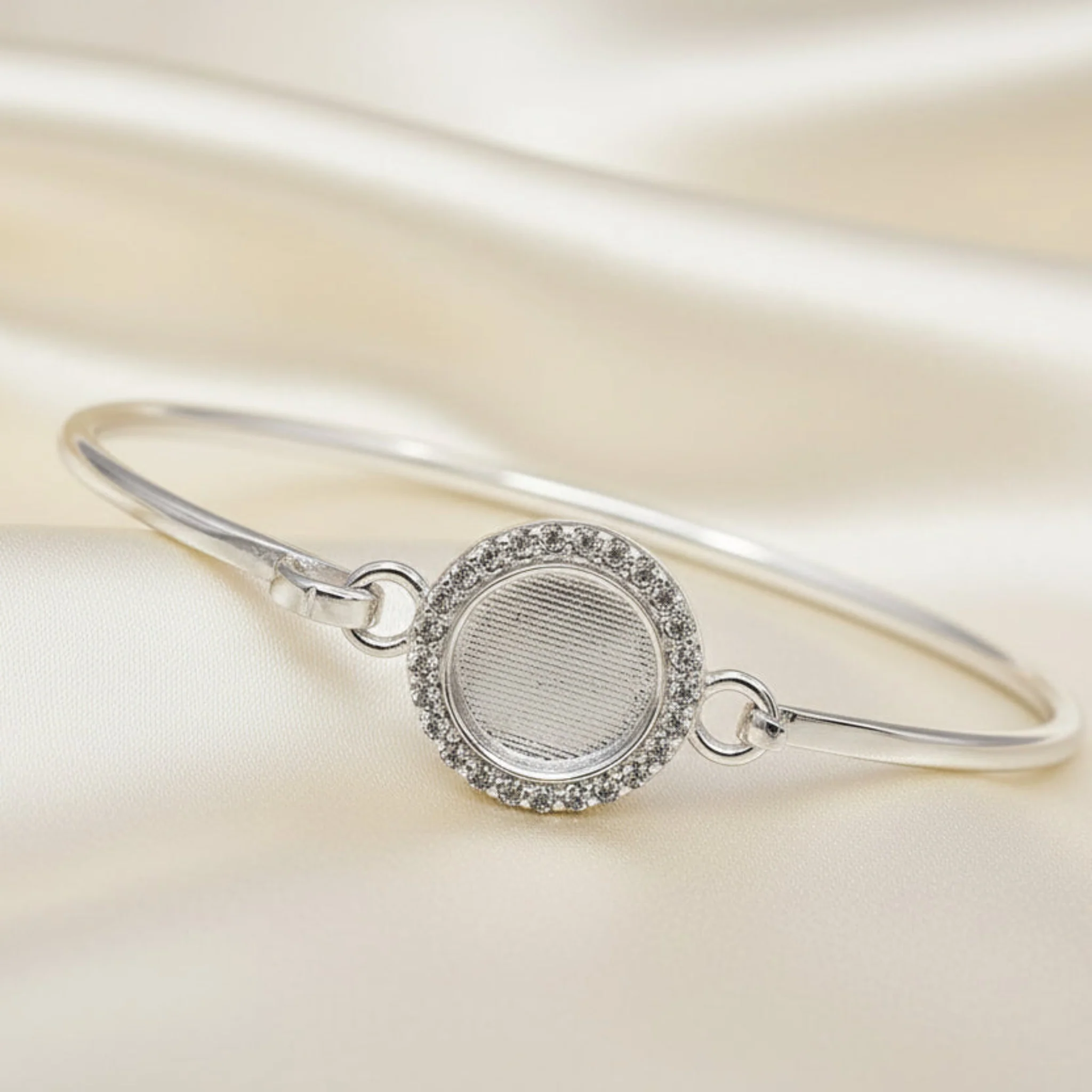 Halo Bangle - Image 2