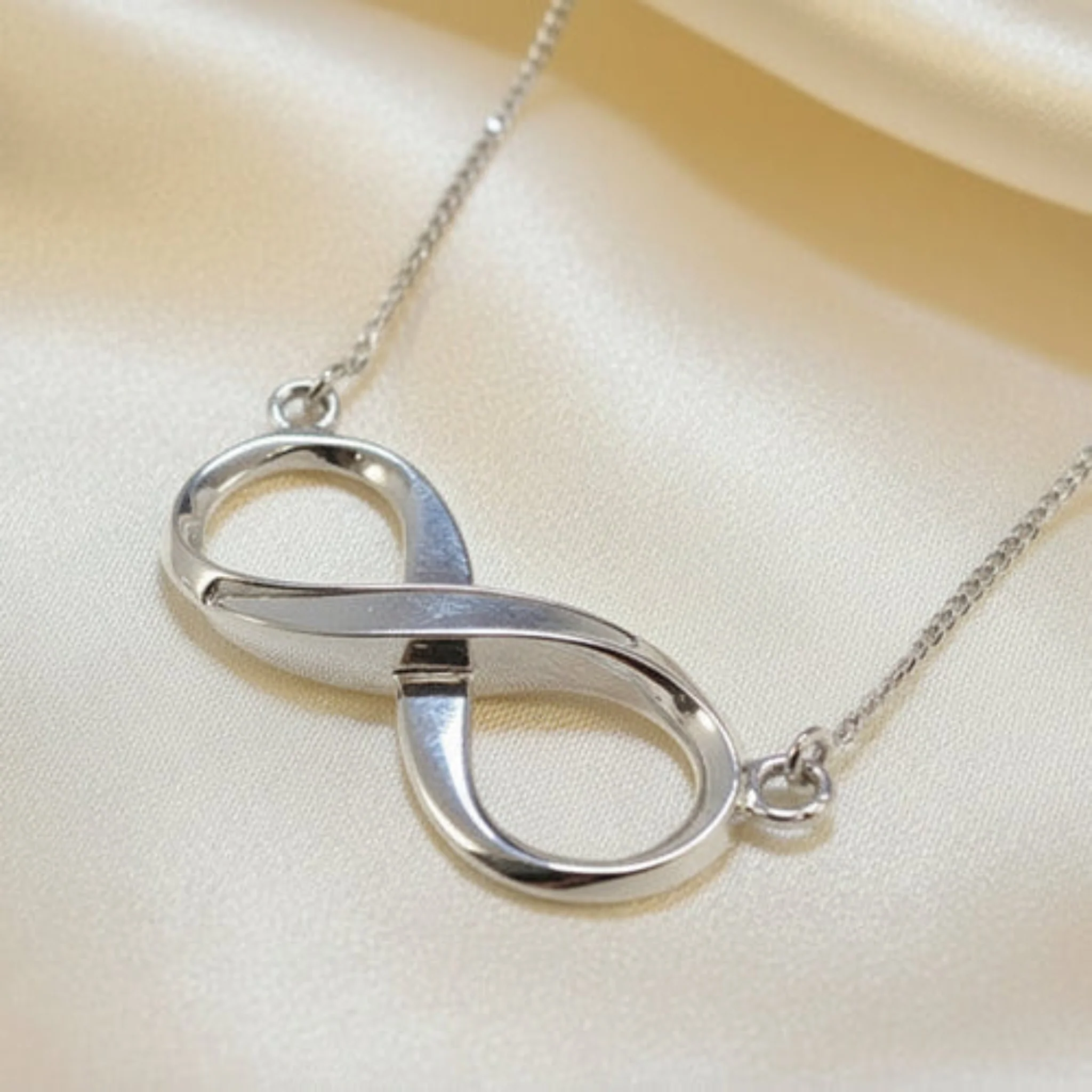 Nunki Pendant - Image 3