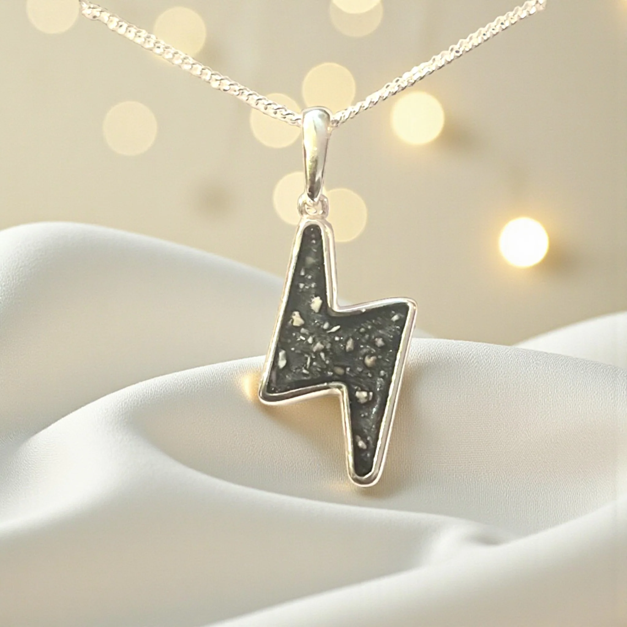 Ziggy Pendant - Image 3