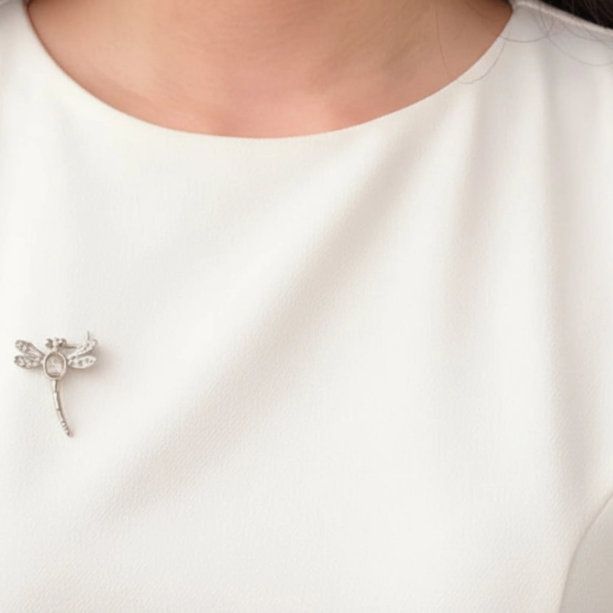 Guiding Light Dragonfly Brooch - Image 3