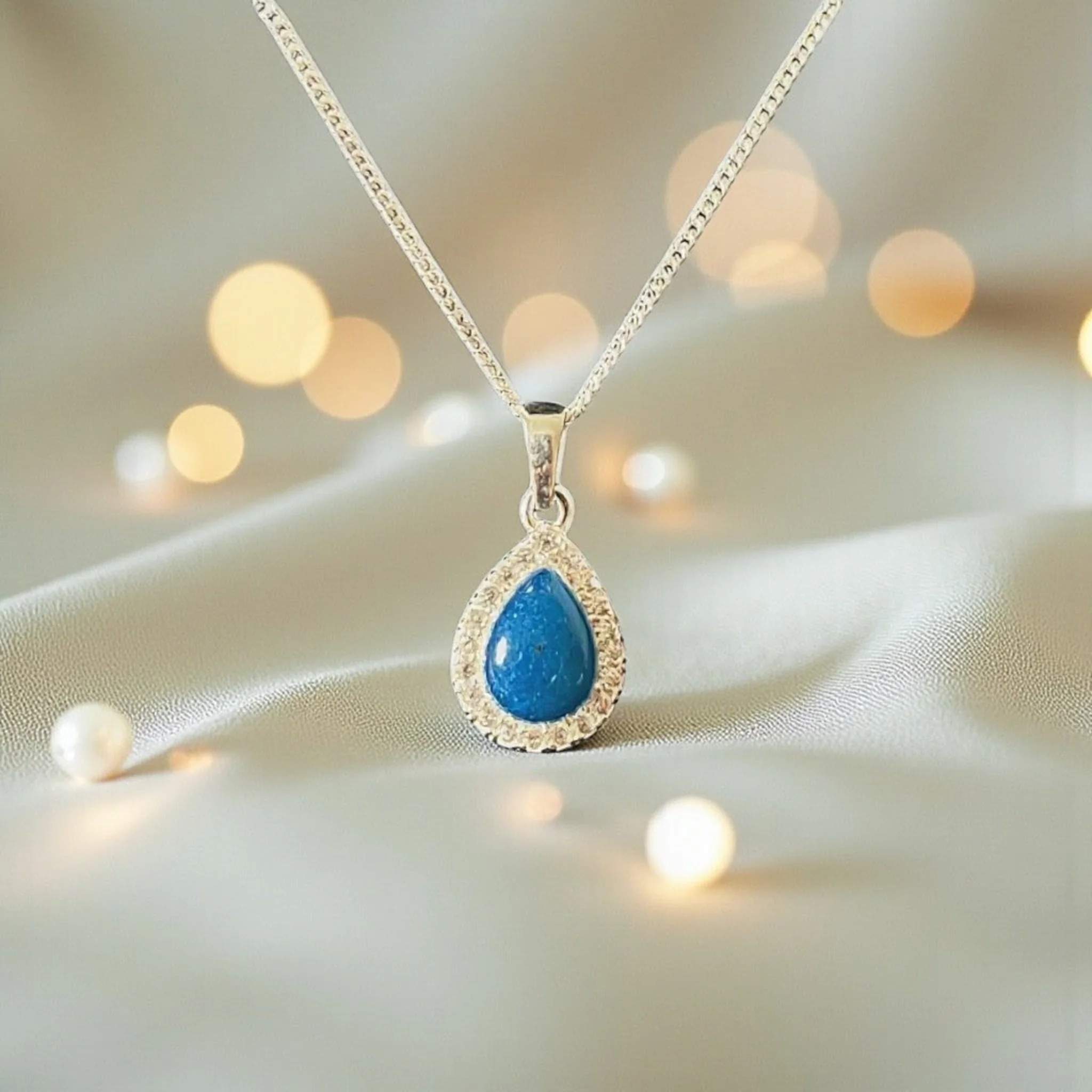 Almara Pendant