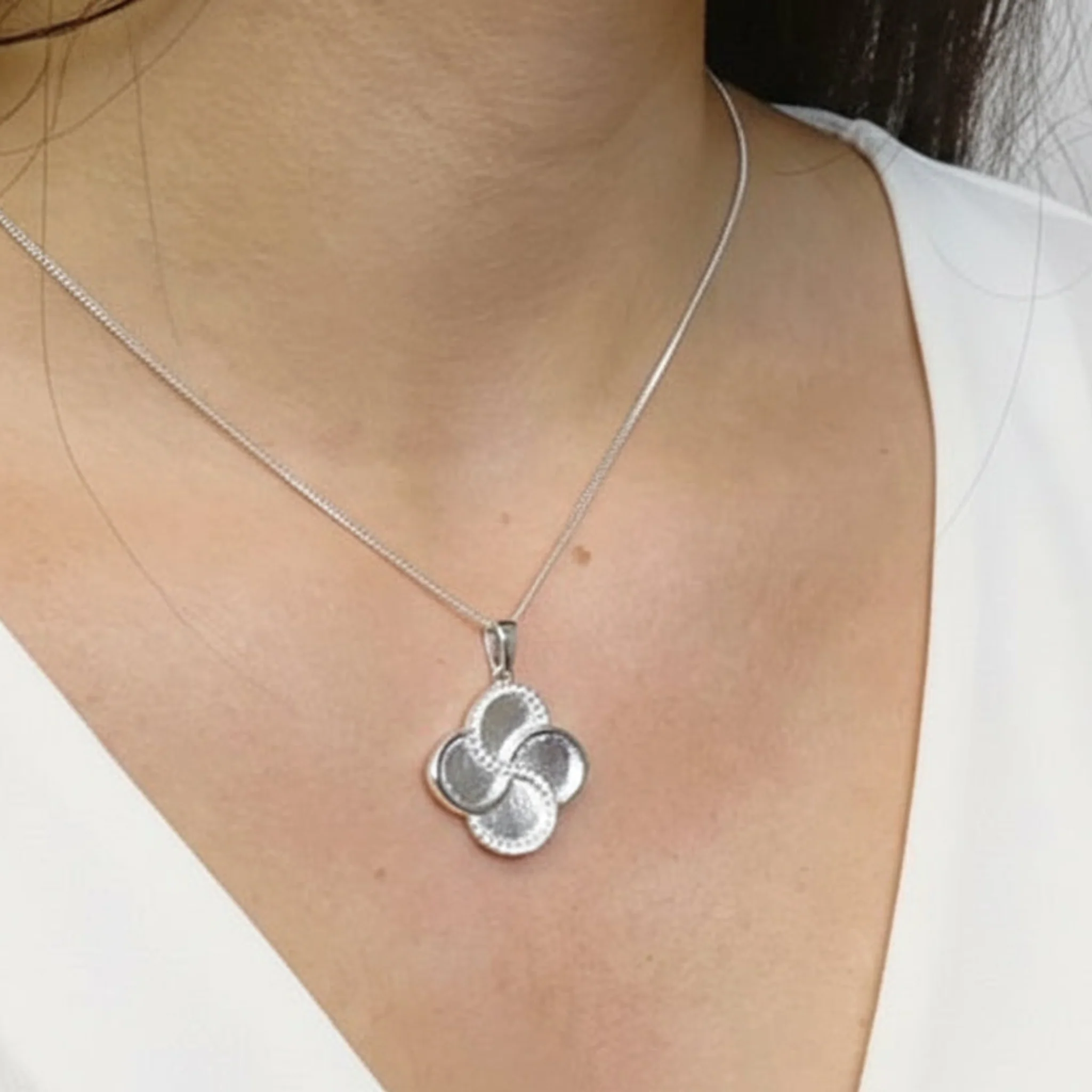 Stera Pendant - Image 4