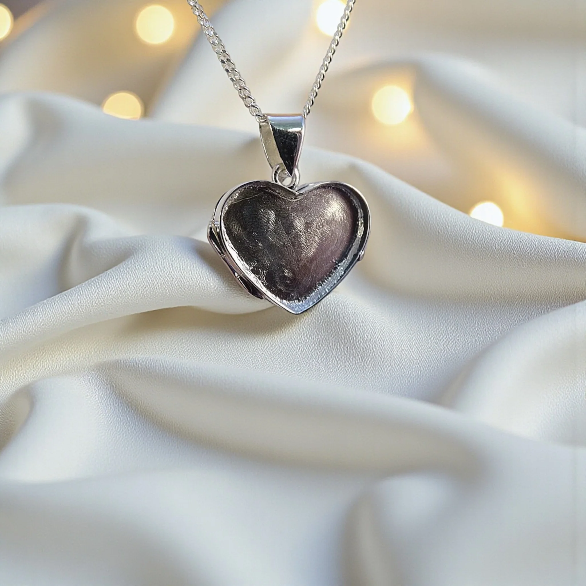 Regulus Locket