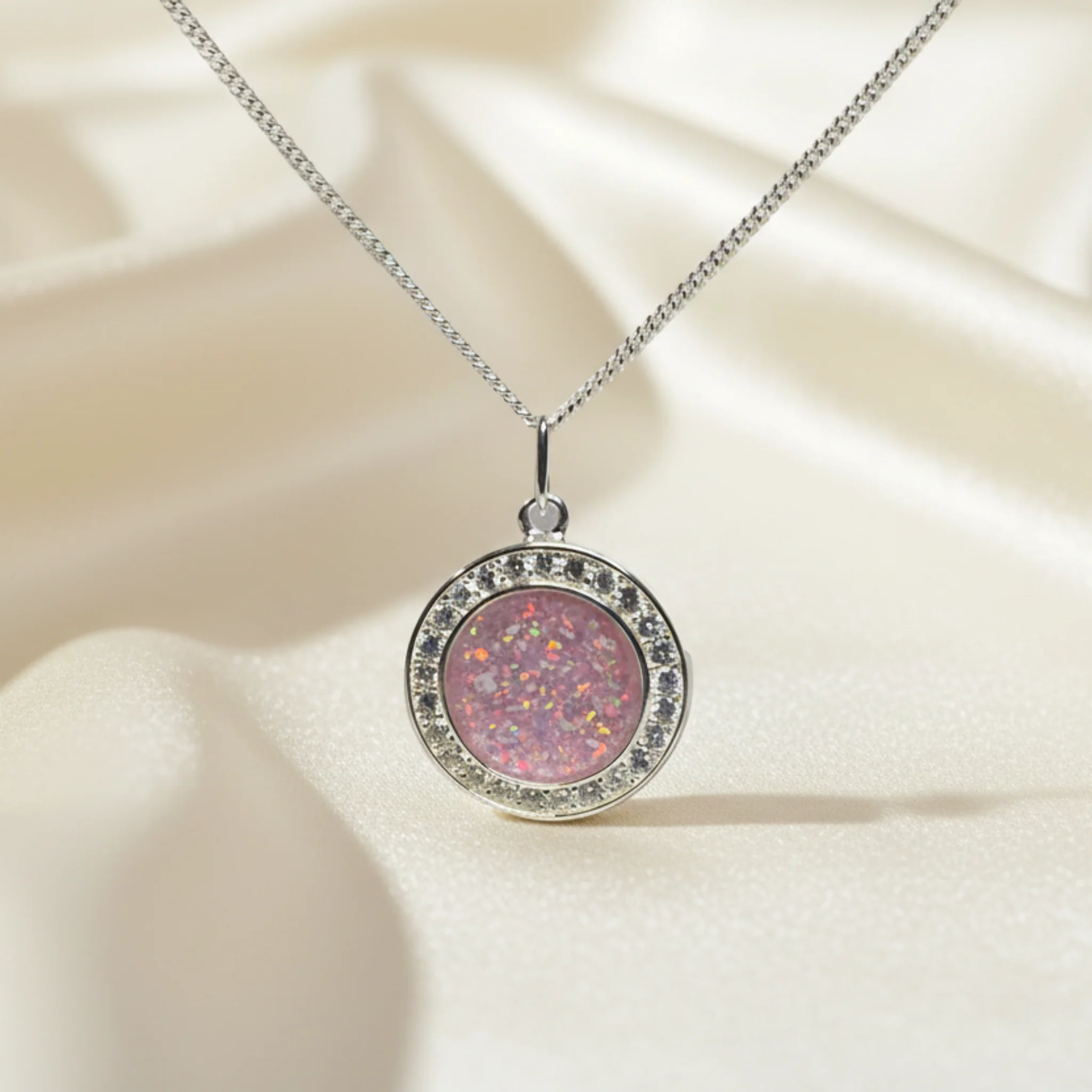 Zosma Locket (2 sizes available)