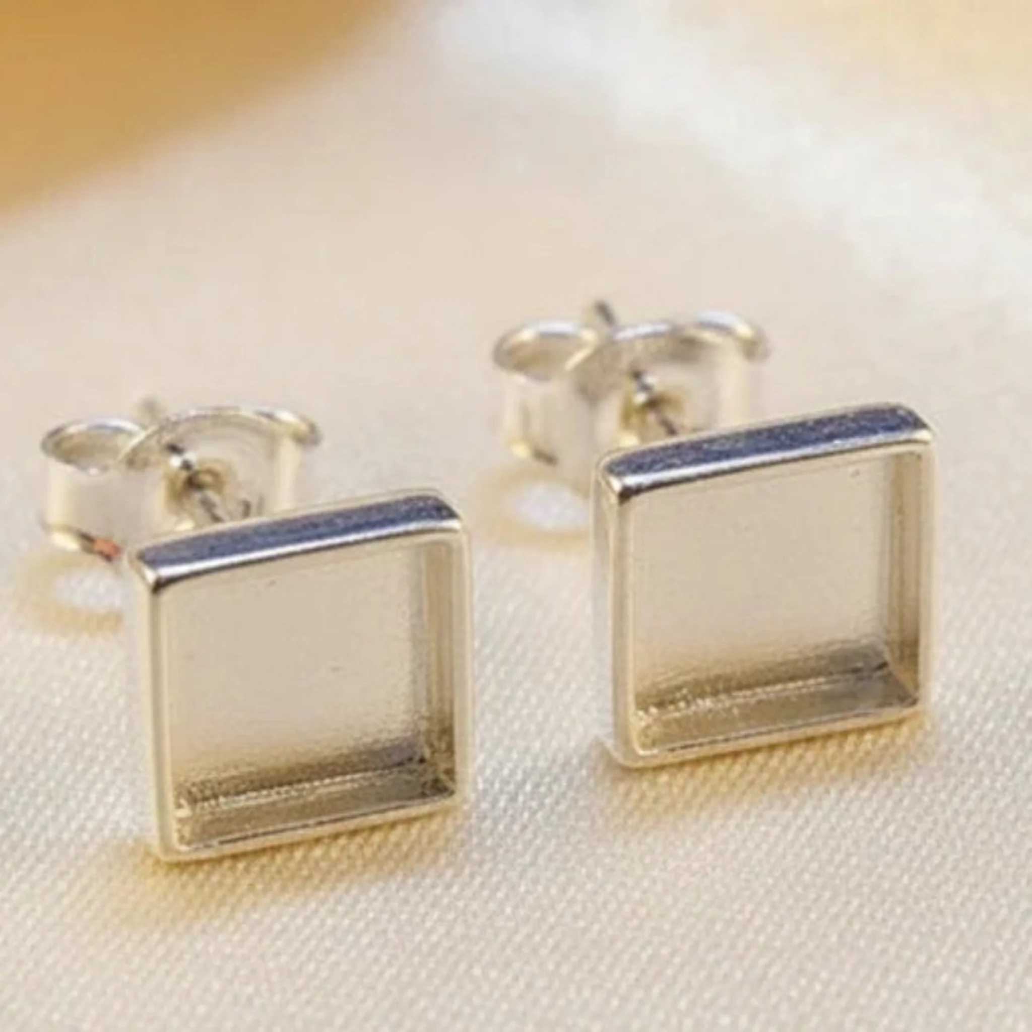 Celeste Shine Earrings - Image 3