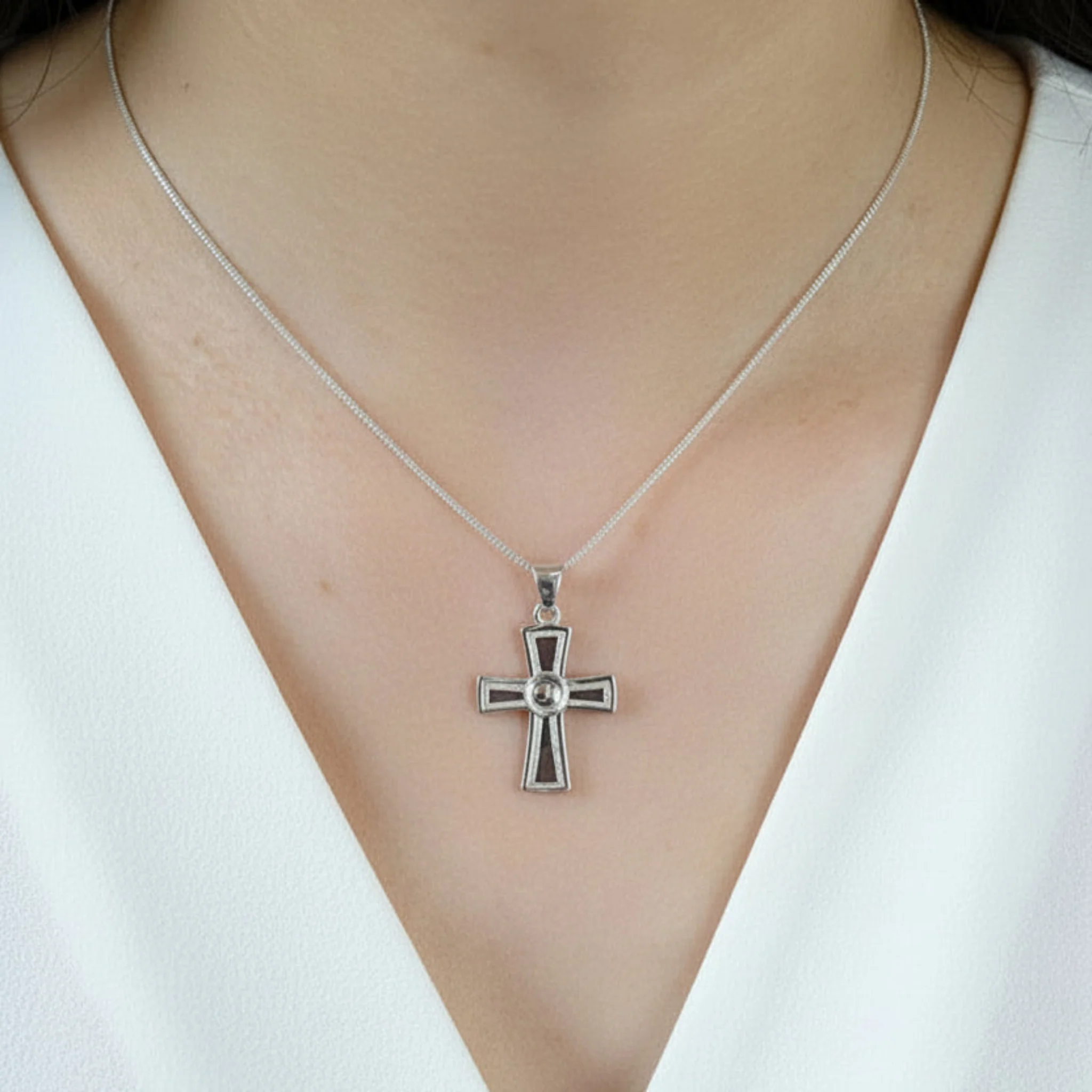 Escha Pendant - Image 5