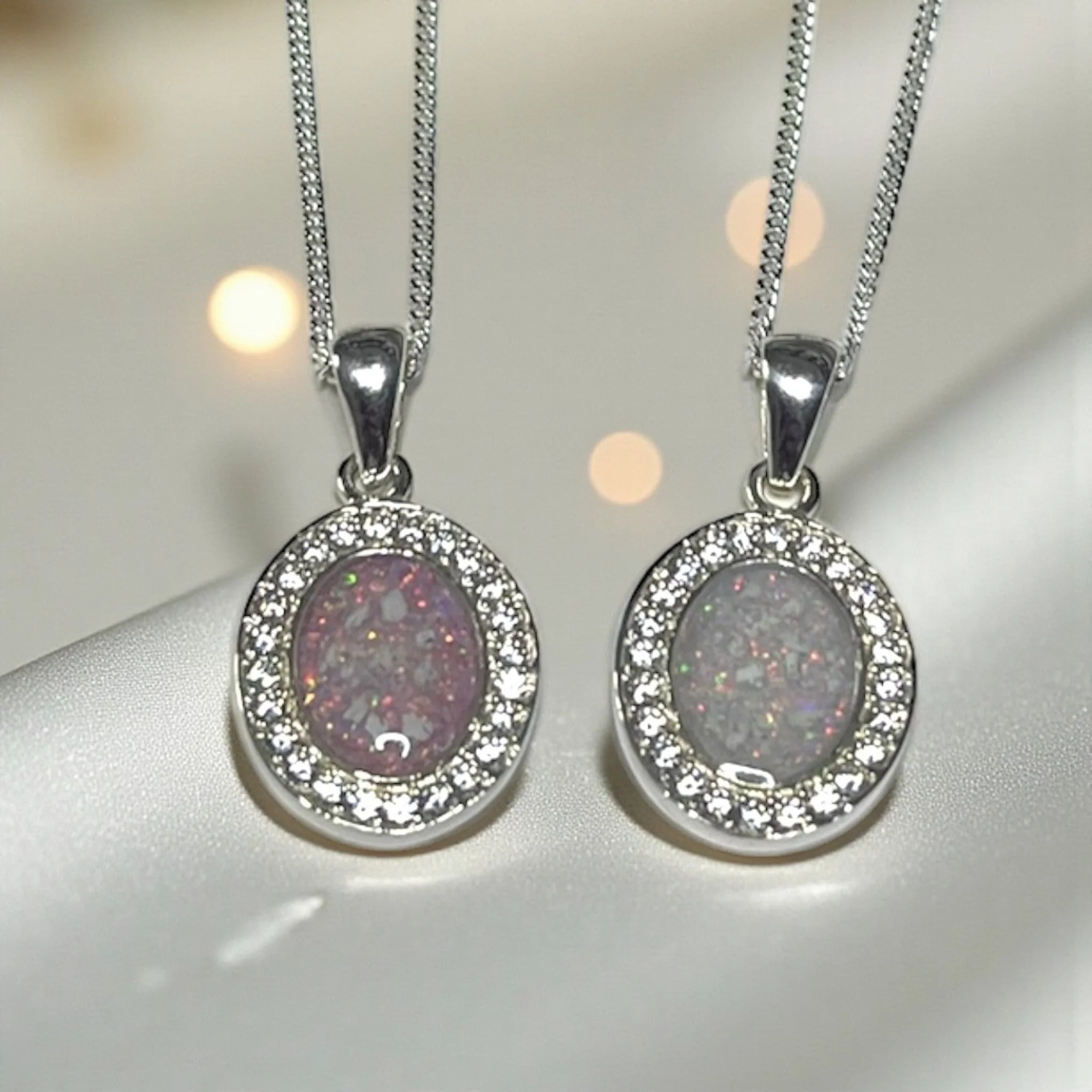 Celae Pendant